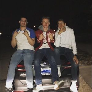 Meet your Posher, Ethan